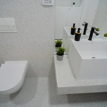 Apartament Nature's Haven: Studio Near Politehnica Park