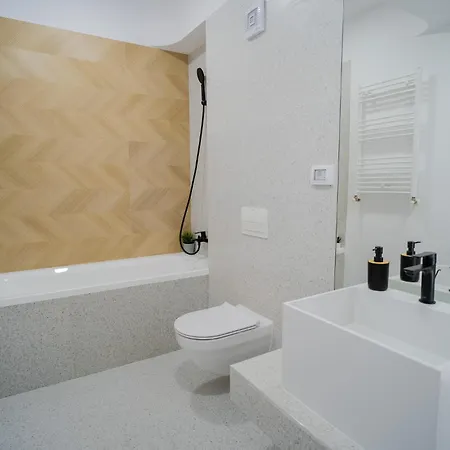아파트 Nature's Haven: Studio Near Politehnica Park 부쿠레슈티